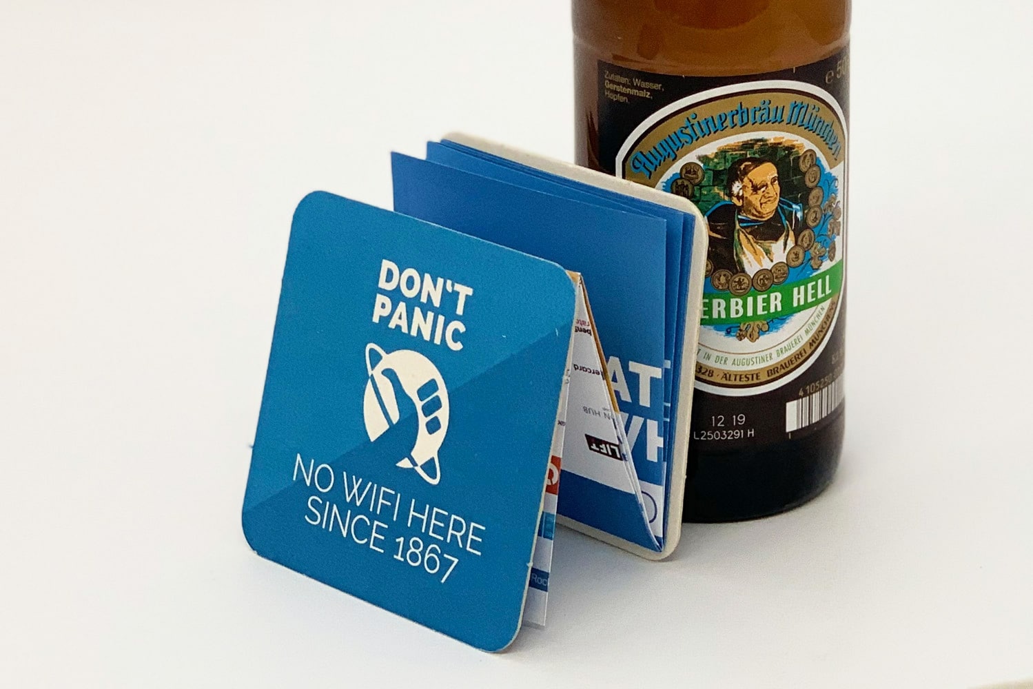 Bierdeckel TWIN-Card Bits & Pretzels – aufklappbarer Bierdeckel