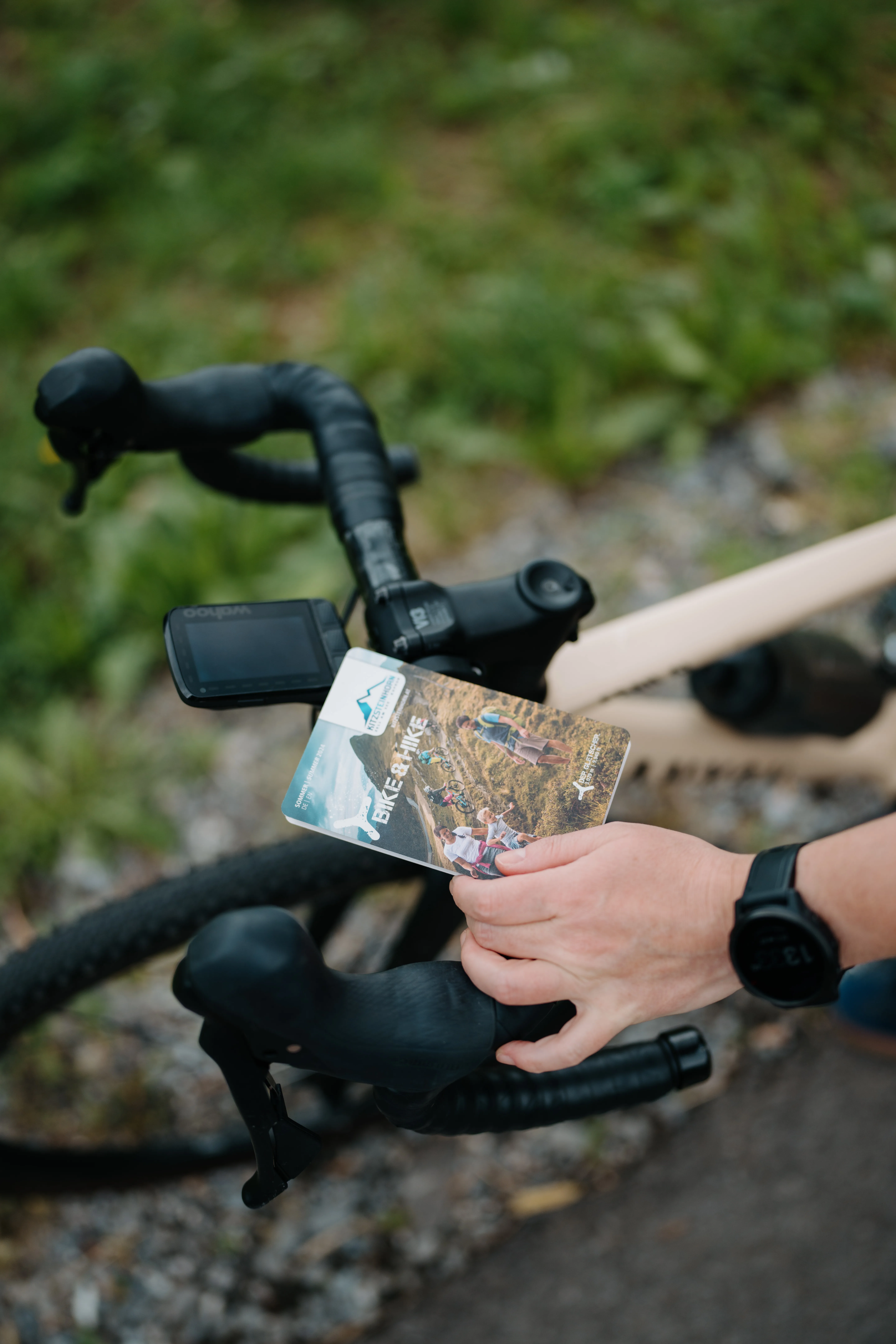 Radkarte leicht zu verstauen auch direkt am Fahrrad