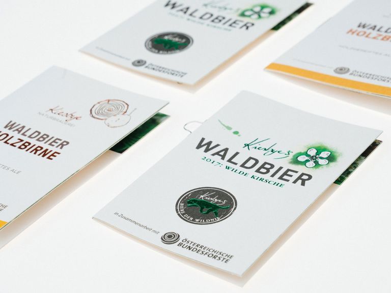 Minibroschüre mit Heißfolienprägung — hochwertige Kleinst-Broschüre