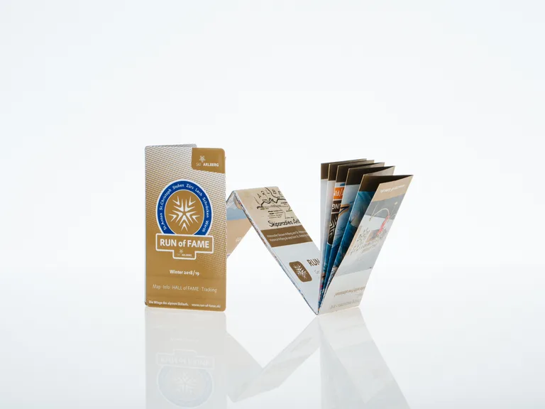 Pocketguide für Ski Arlberg Run of Fame – aufgefächerter s-format® Pocketfolder mit Pistenplan, Infos und Tracking für die Wintersaison 2018/19